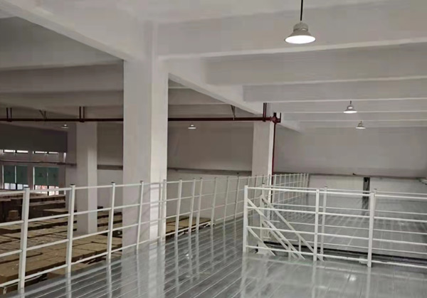 寧波艾斯伯格電器倉庫倉儲性能提升的秘密，就在勝通鋼平臺！